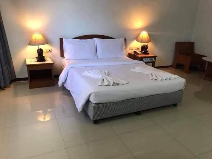 ناخون صوان Vatchara Northgate Hotel المظهر الخارجي الصورة
