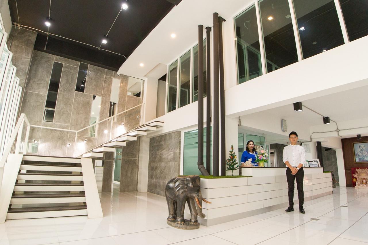 ناخون صوان Vatchara Northgate Hotel المظهر الخارجي الصورة